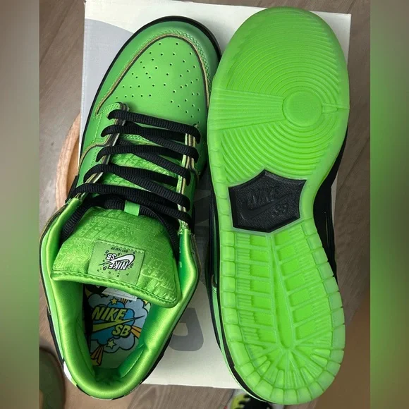 Nike SB Dunk Powerpuff Girls “Buttercup” Size 11.5M BRAND NEW! - Picture 2 of 10